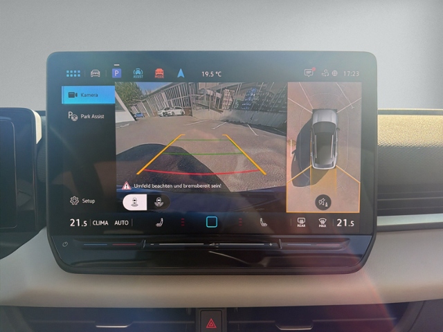 T-Roc Style 1.5 eTSI DSG LED+NAV+PANO+RFK+ACC+SH