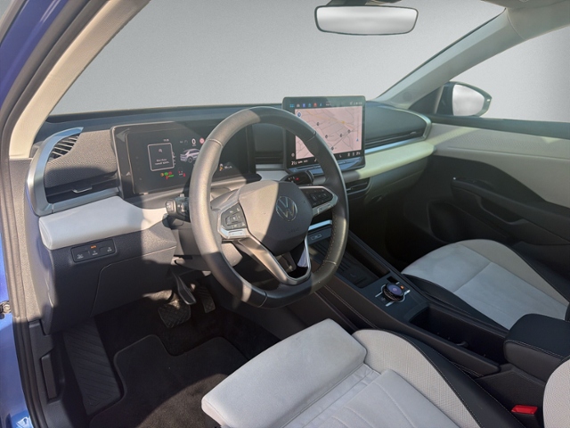 T-Roc Style 1.5 eTSI DSG LED+NAV+PANO+RFK+ACC+SH