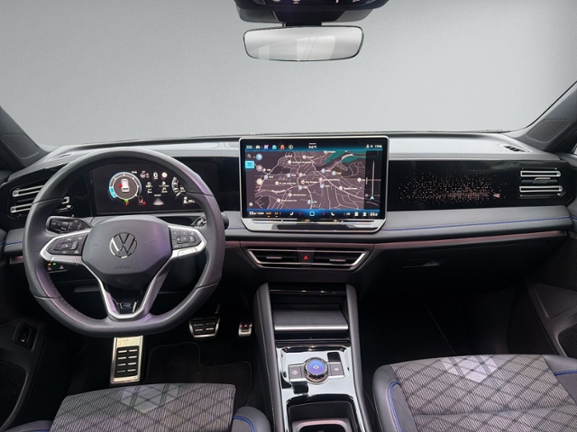 Tiguan 2.0 TDI DSG R-LINE AHK+IQ.LIGHT+HEAD-UP+N