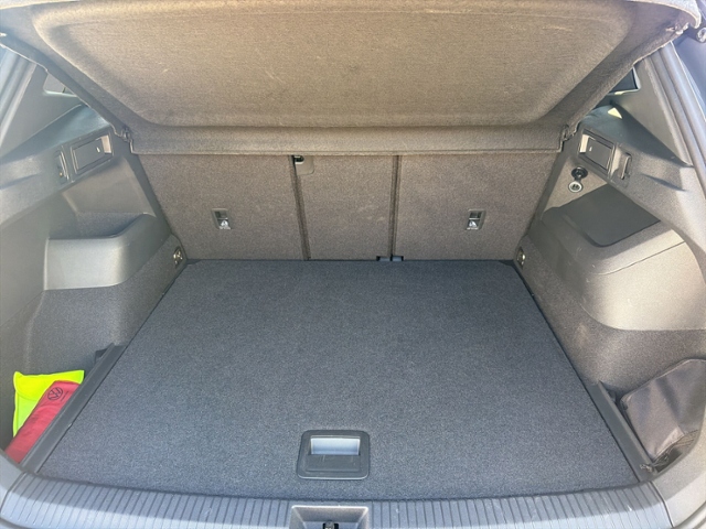 Tiguan 2.0 TDI DSG R-LINE 4MOTION+PANOR+STANDHZ+