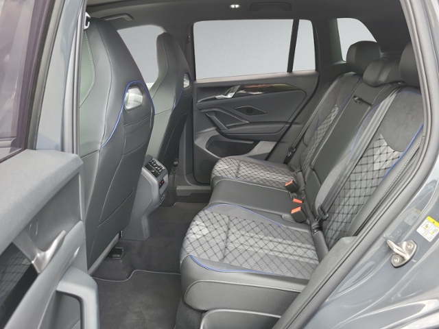 Tiguan 2.0 TDI R-LINE STNHZ+PANO+IQ.LIGHT+HEAD-U