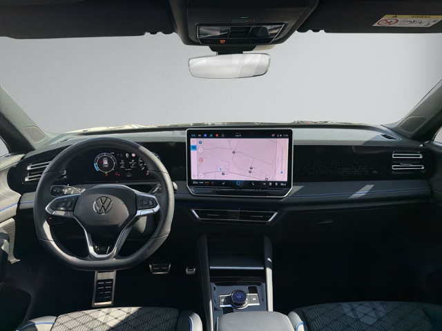 Tiguan R-Line 2.0 TDI 4MOTION STNDHZ+AHK+PANO+IQ