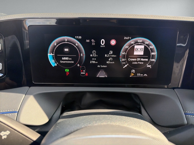 Tiguan R-Line 2.0 TDI 4MOTION STNDHZ+AHK+PANO+IQ