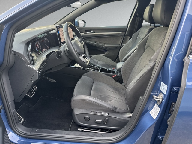 Golf VIII 1.5 eTSI DSG 50 Jahre PANO+RFK+DCC+ACC