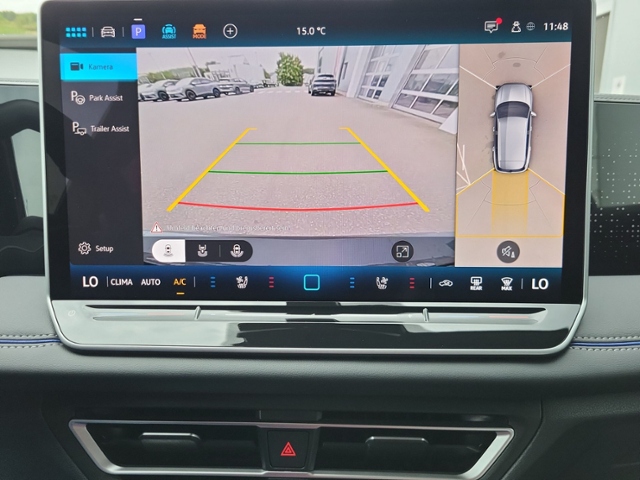 Tiguan 2.0 TDI R-LINE DSG 4MOTION PANO+AHK+LEDER