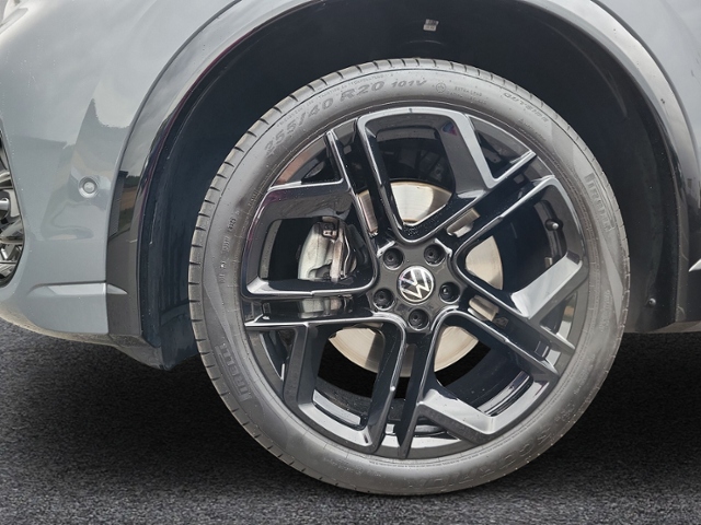 Tiguan 2.0 TDI R-LINE DSG 4MOTION PANO+AHK+LEDER