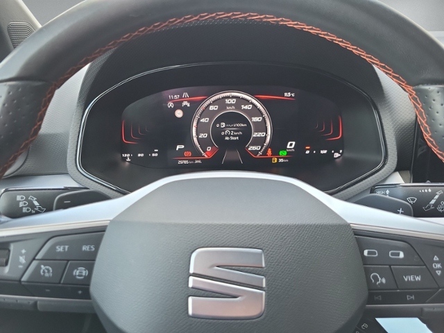 Arona 1.0 TSI DSG FR LED+NAVI+KAMERA+GRA+SITZHZ+