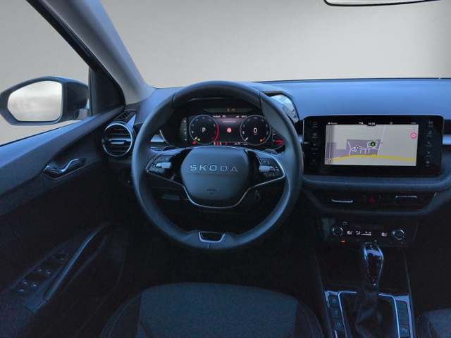 Fabia 1.0 TSI DSG TOUR LED+NAVI+TEMPOMAT+SITZHEI