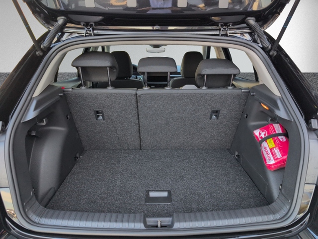 Fabia 1.0 TSI DSG TOUR LED+NAVI+TEMPOMAT+SITZHEI