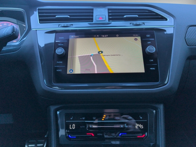 Tiguan 2.0 TDI R-LINE 4MOTION AHK+IQ.LIGHT+eHECK