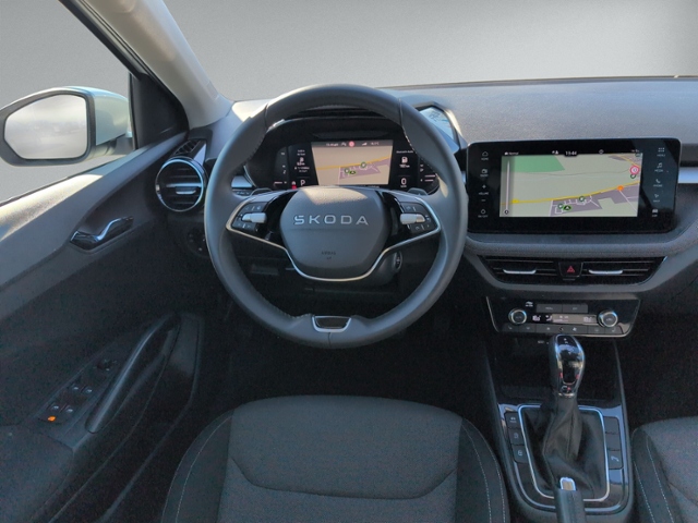 Fabia 1.0 TSI DSG TOUR LED+KAMERA+NAVI+SITZHEIZ+