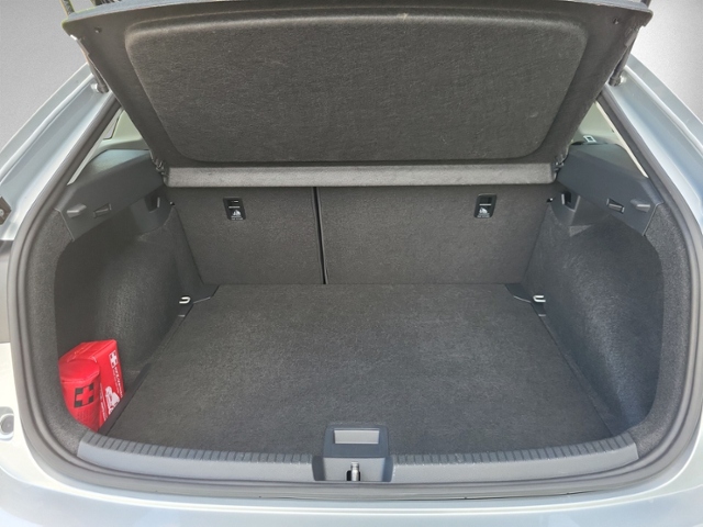 Taigo 1.5 TSI DSG STYLE AHK+IQ.LIGHT+KAMERA+NAVI