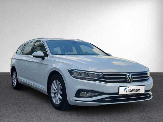 Passat Variant 2.0 TDI DSG AHK+RFK+LED+NAVI+ACC+