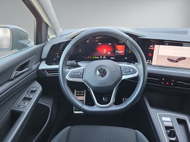 Golf VIII 2.0 TDI DSG ACTIVE LED+ACC+NAVI.+SIHZ+