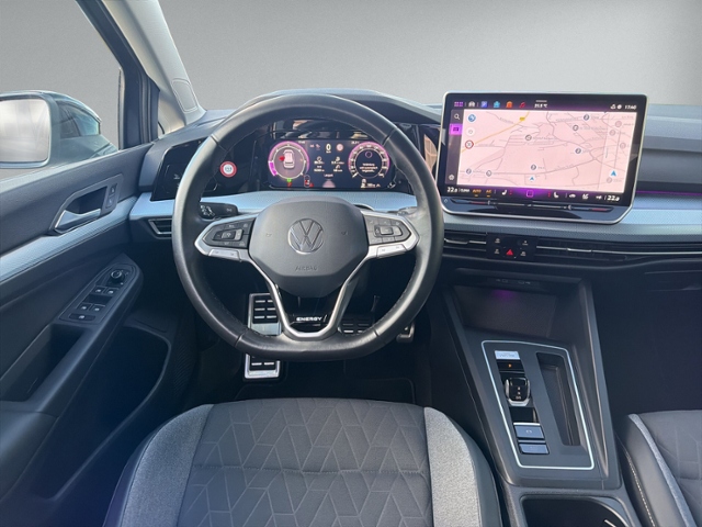 Golf VIII 2.0 TDI DSG ENERGY AHK+IQ.LIGHT+RFK+NA