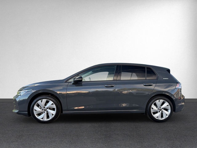 Golf VIII 2.0 TDI DSG ENERGY AHK+IQ.LIGHT+RFK+NA