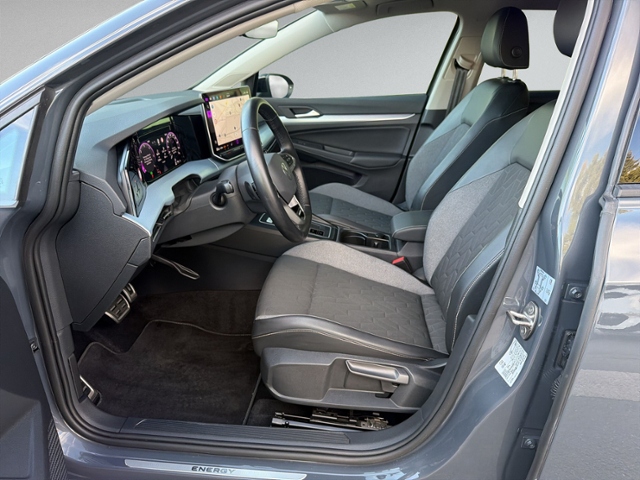 Golf VIII 2.0 TDI DSG ENERGY AHK+IQ.LIGHT+RFK+NA