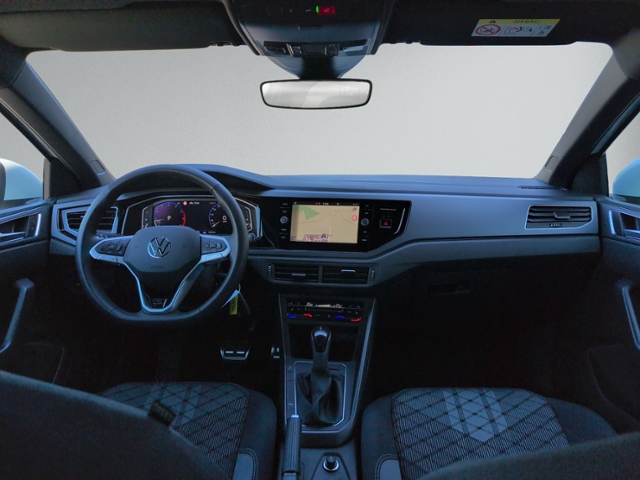 Taigo 1.5 TSI DSG R-LINE AHK+IQ.LIGHT+NAVI.+RFK+