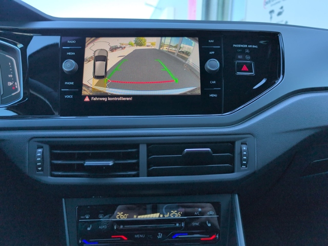 Taigo 1.5 TSI DSG R-LINE AHK+IQ.LIGHT+NAVI.+RFK+