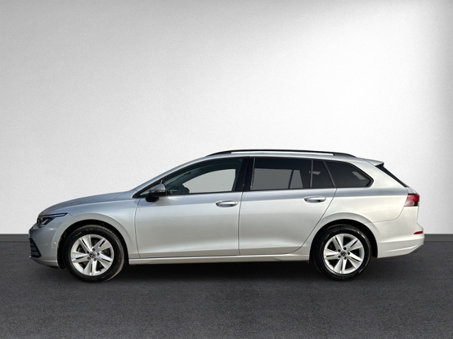 Golf VIII Variant 2.0 TDI DSG LED+NAVI+ACC+SIHZ+