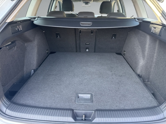 Golf VIII Variant 2.0 TDI AHK+ACC+NAVI+LED+SIHZ+