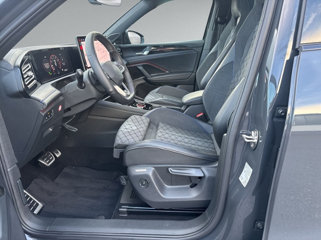 Tiguan 1.5 eTSI DSG R-LINE PANO+360°+IQ.LIGHT+HE