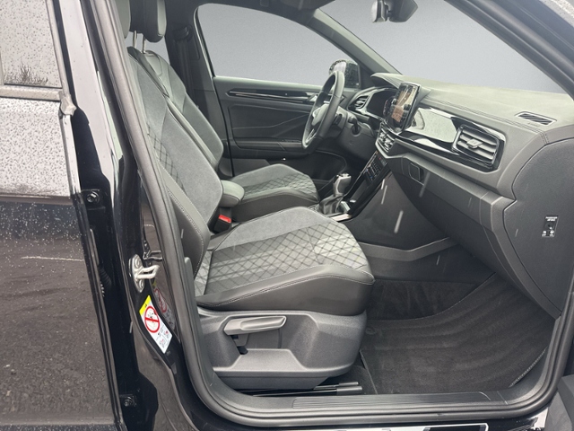 T-Roc 1.5 TSI DSG R-LINE PANO+IQ.LIGHT+RFK+NAVI+