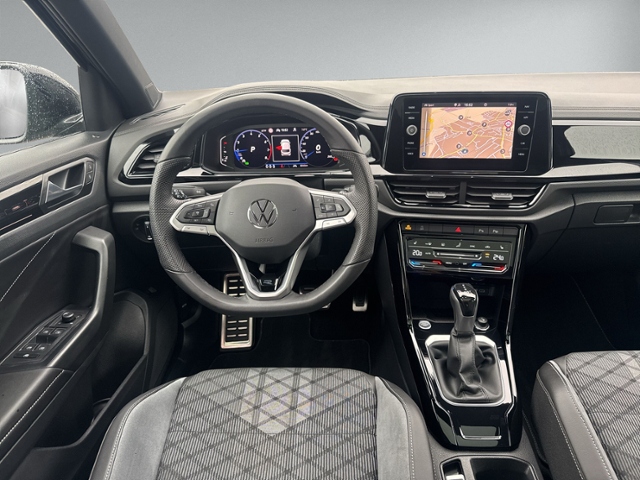 T-Roc 1.5 TSI DSG R-LINE PANO+IQ.LIGHT+RFK+NAVI+