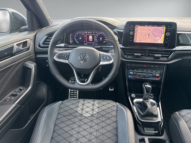 T-Roc 1.5 TSI DSG R-LINE PANO+IQ.LIGHT+RFK+NAVI+