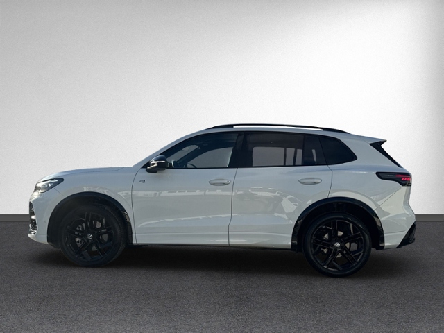 Tiguan 2.0 TDI DSG R-LINE 4MOTION PANO+360°+IQ.L