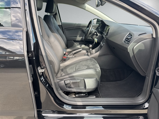 Leon ST 1.4 TSI STYLE AHK+LED+NAVI+KAMERA+CLIMAT
