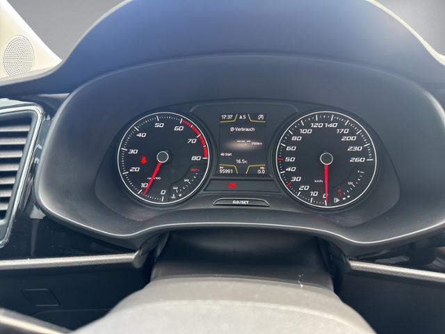 Leon ST 1.4 TSI STYLE AHK+LED+NAVI+KAMERA+CLIMAT