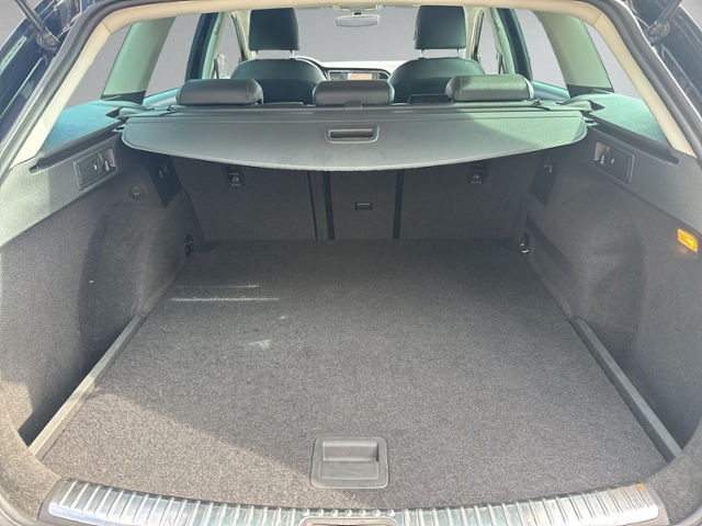 Leon ST 1.4 TSI STYLE AHK+LED+NAVI+KAMERA+CLIMAT