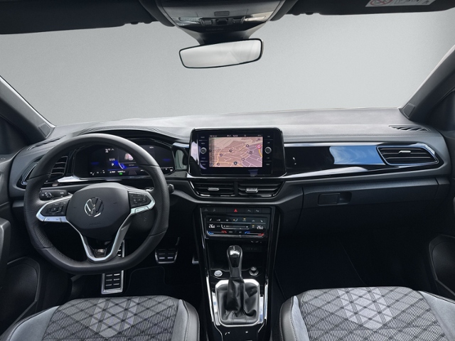 T-Roc 1.5 TSI DSG R-LINE PANO+IQ.LIGHT+RFK+NAVI+