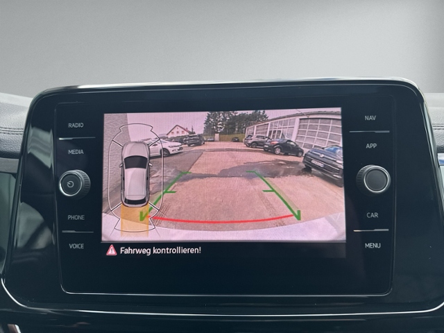 T-Roc 1.5 TSI DSG R-LINE PANO+IQ.LIGHT+RFK+NAVI+