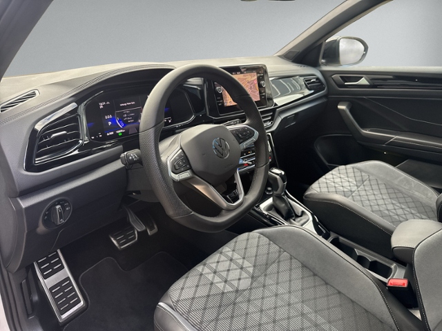 T-Roc 1.5 TSI DSG R-LINE PANO+IQ.LIGHT+RFK+NAVI+