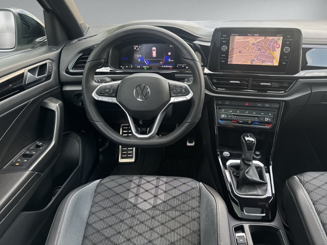T-Roc 1.5 TSI DSG R-LINE PANO+IQ.LIGHT+RFK+NAVI+