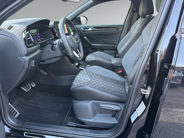 T-Roc 1.5 TSI DSG R-LINE PANO+IQ.LIGHT+RFK+NAVI+