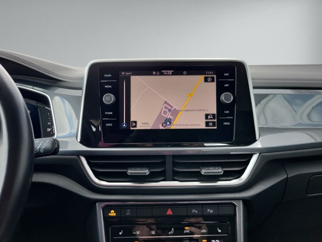 T-Roc 1.5 TSI DSG STYLE STNDHZ+AHK+RFK+ACC+NAVI+