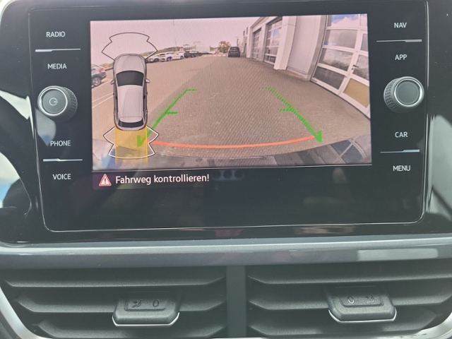 T-Roc 1.5 TSI DSG STYLE STNDHZ+AHK+RFK+ACC+NAVI+