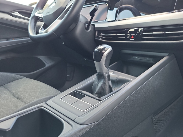 Golf VIII Variant 2.0 TDI Life NAVI+LED+ACC+SIHZ