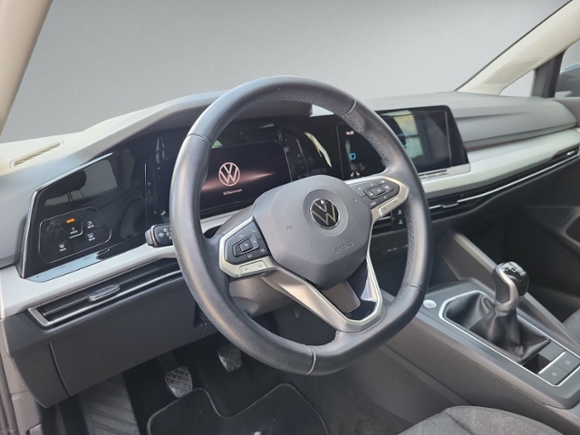 Golf VIII Variant 2.0 TDI Life NAVI+LED+ACC+SIHZ