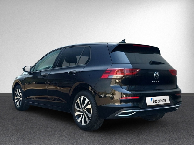 Golf VIII 1.5 TSI ACTIVE STANDHZ+RFK+HEAD-UP+NAV