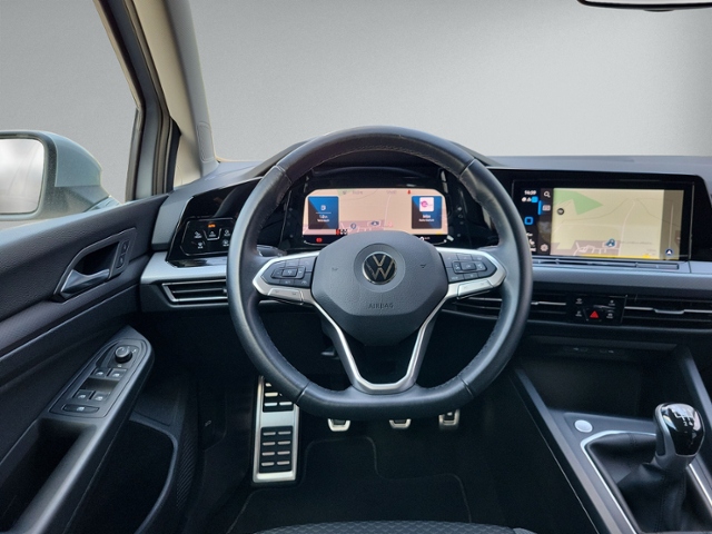 Golf VIII 1.5 TSI ACTIVE STANDHZ+RFK+HEAD-UP+NAV