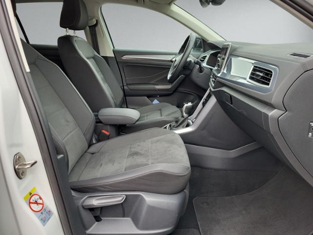 T-Roc 2.0 TDI DSG STYLE AHK+RFK+eHECK+NAVI.+ACC+