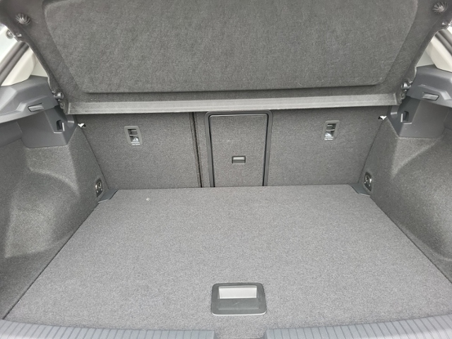 T-Roc 2.0 TDI DSG STYLE AHK+RFK+eHECK+NAVI.+ACC+
