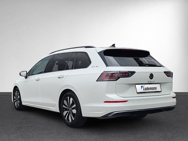 Golf VIII Variant 2.0 TDI DSG AHK+360°+IQ.LIGHT+