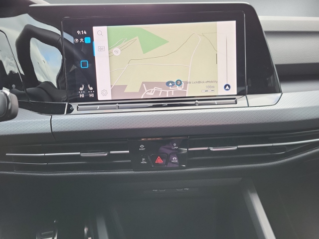 Golf VIII 1.5 TSI ACTIVE STANDHZ+RFK+HEAD-UP+NAV