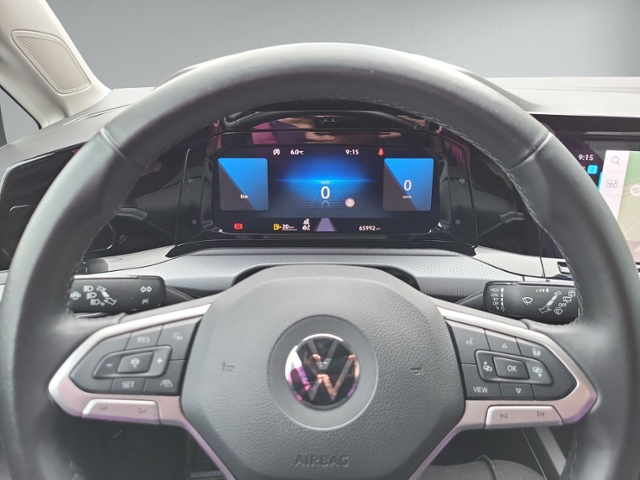 Golf VIII 1.5 TSI ACTIVE STANDHZ+RFK+HEAD-UP+NAV