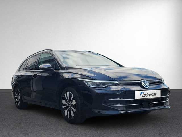 Golf VIII Variant 1.5 eTSI DSG AHK+360°+LED+NAVI